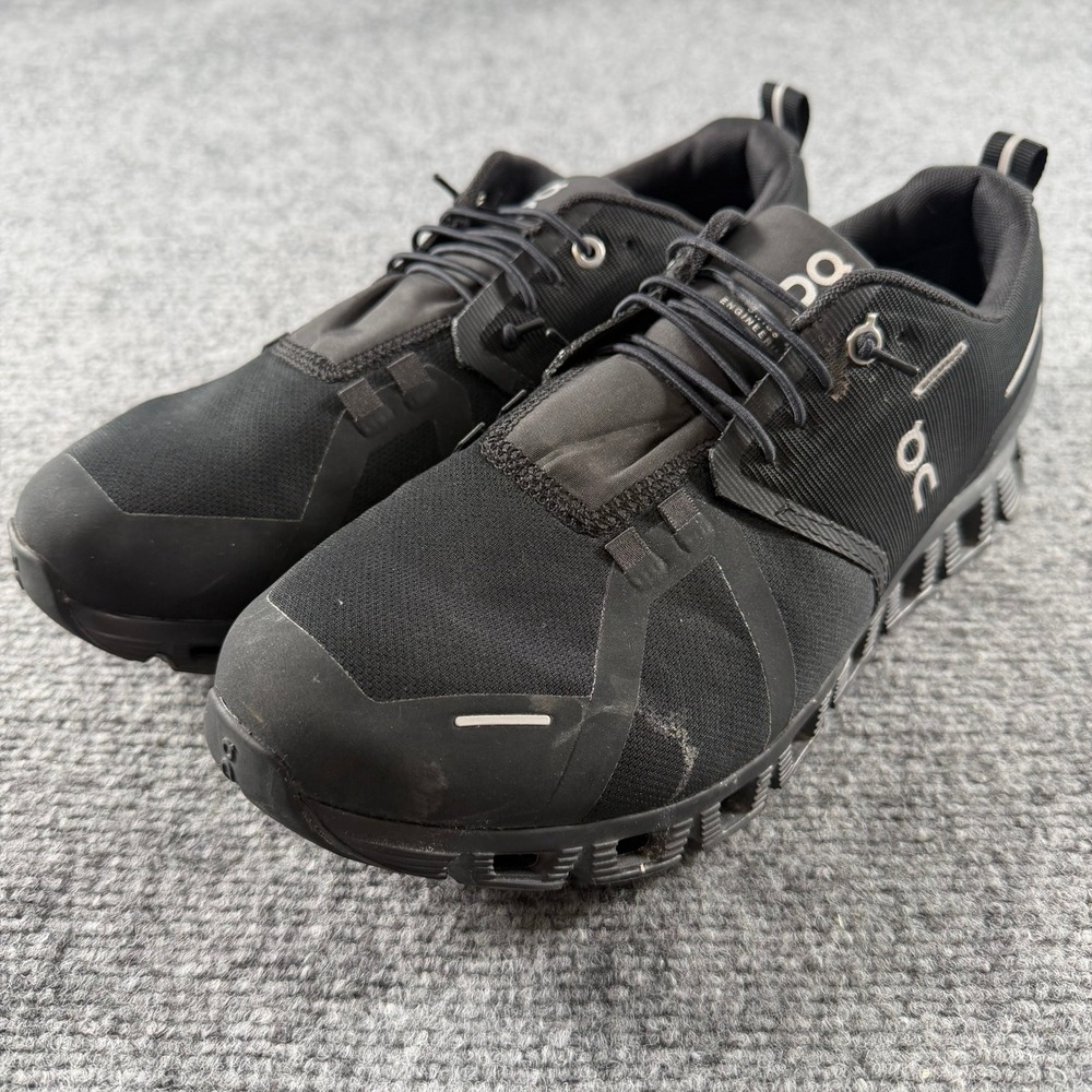 On Running Cloud 5 Waterproof Shoes Womens 10 Black Running Sneakers Low